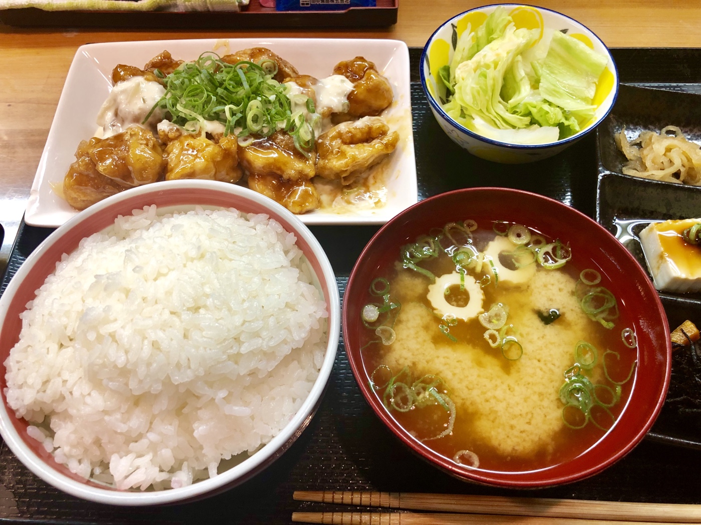 ゆーみー食堂の評判とメニュー徹底解剖！営業時間や混雑の真相