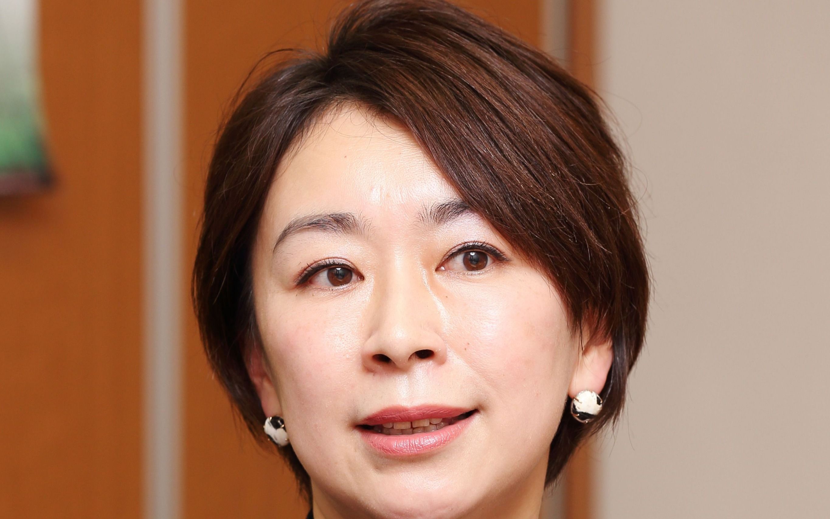 山尾志桜里の文春報道と疑惑の真相！改名理由から現在の活動まで徹底追跡