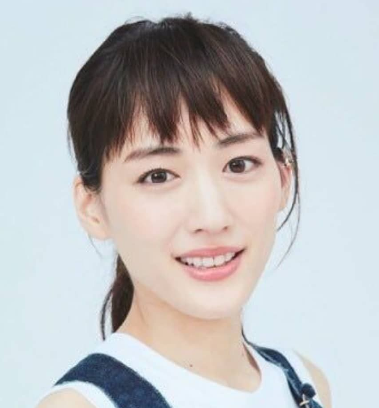 国民的大女優の知られざるルーツ「蓼丸」とは？ 綾瀬はるかの本名と苗字に隠された知られざる物語