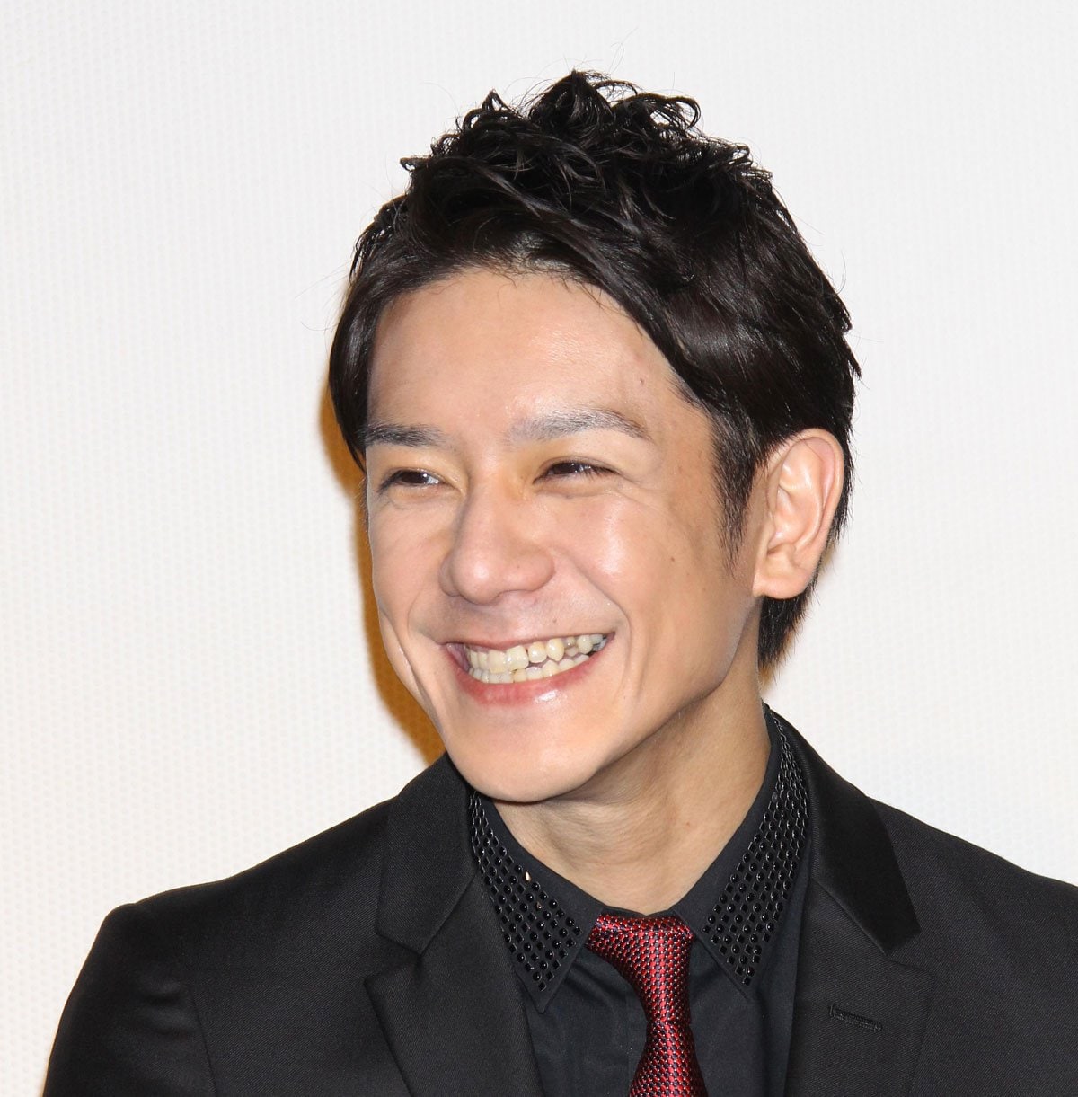滝沢秀明の現在とTobeの真実｜退社理由から最新動向まで徹底解説