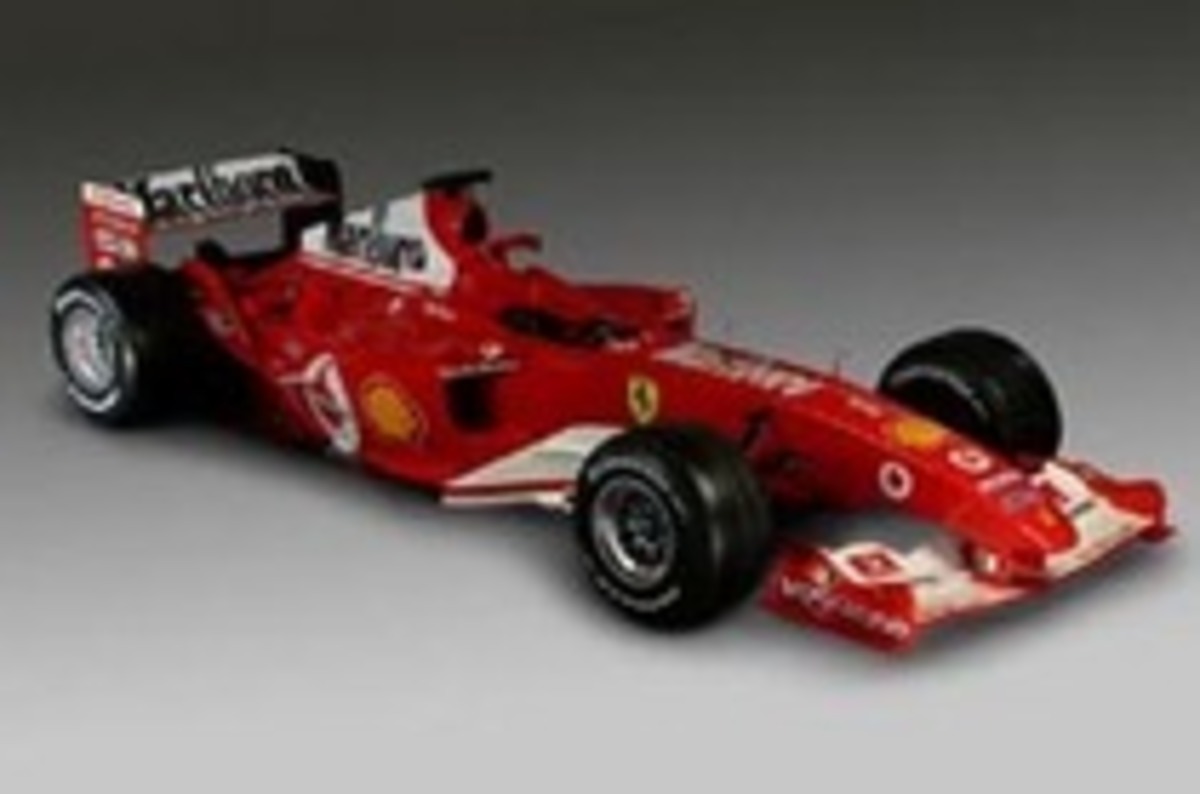 フェラーリF2004最強の真相！V10の咆哮とシューマッハ伝説解剖