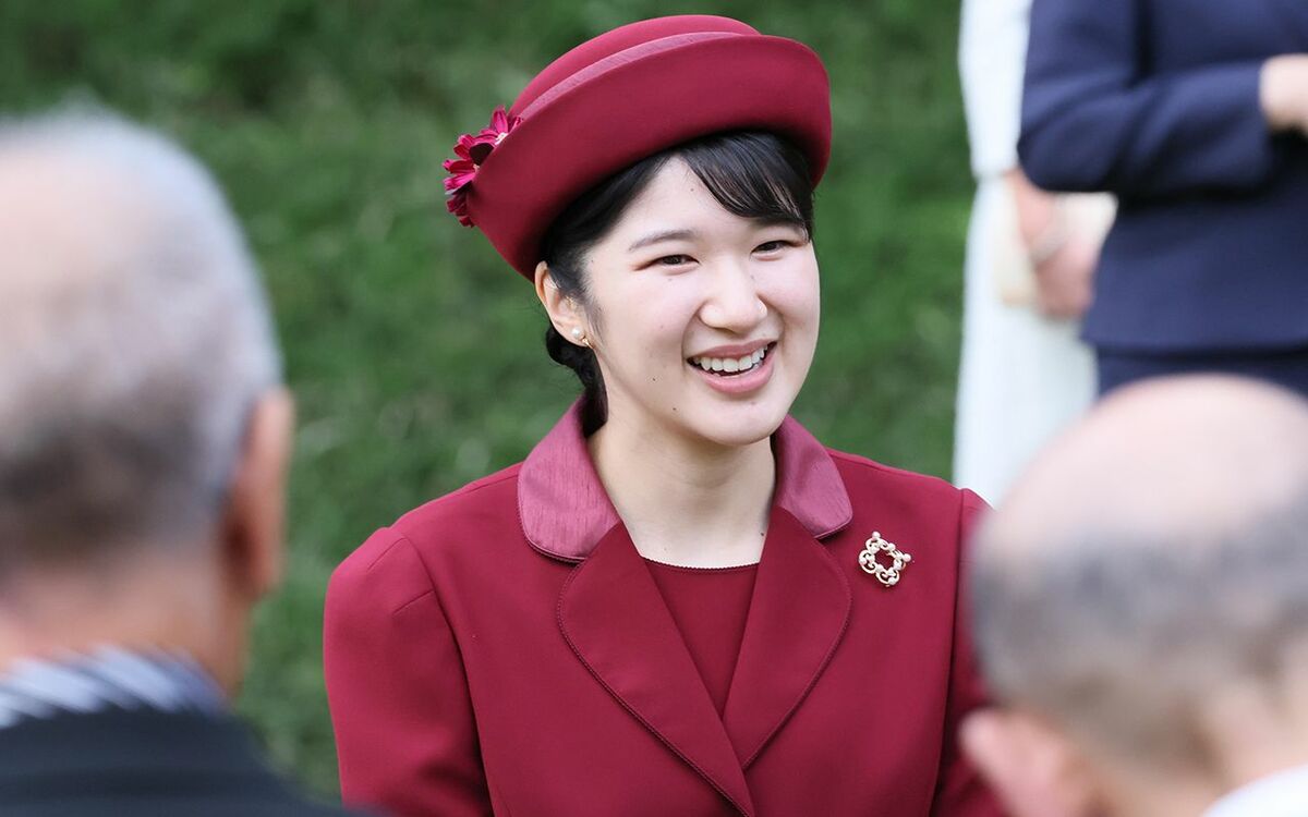 愛子さま激やせの真相とは？拒食症の噂から日赤勤務の現在まで徹底追跡