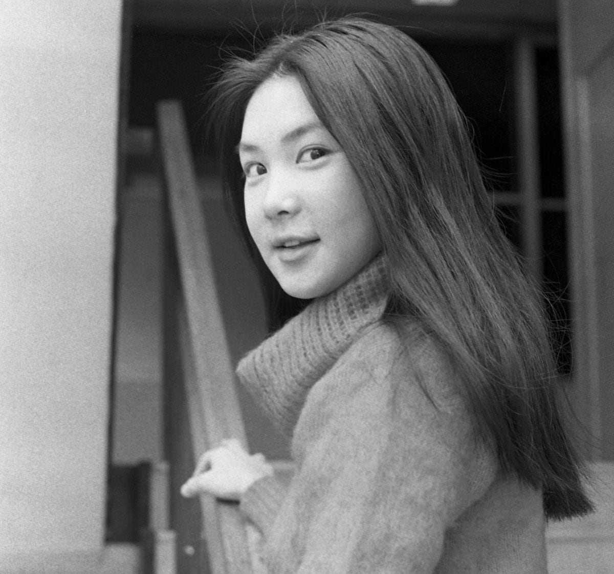 浅野温子の若い頃が美しすぎる！W浅野や名作ドラマの秘話を徹底解説