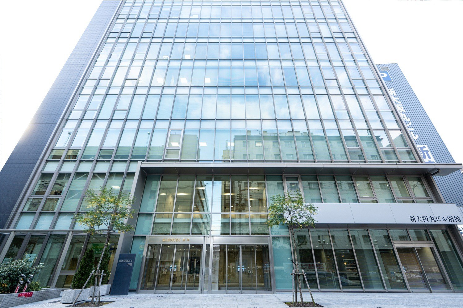 新大阪のビジネス拠点が激変——「新大阪丸ビル別館」が2026年のハイブリッド会議で選ばれ続けるこれだけの理由