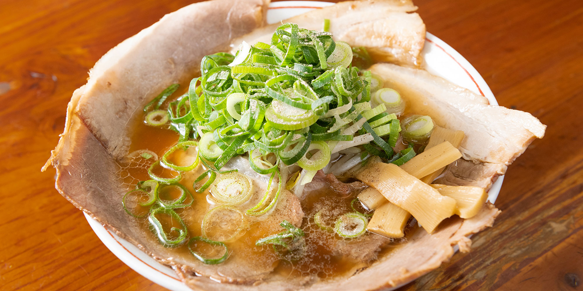 ラーメン第一旭の朝行列と新福菜館の違いを徹底解剖【2026最新】