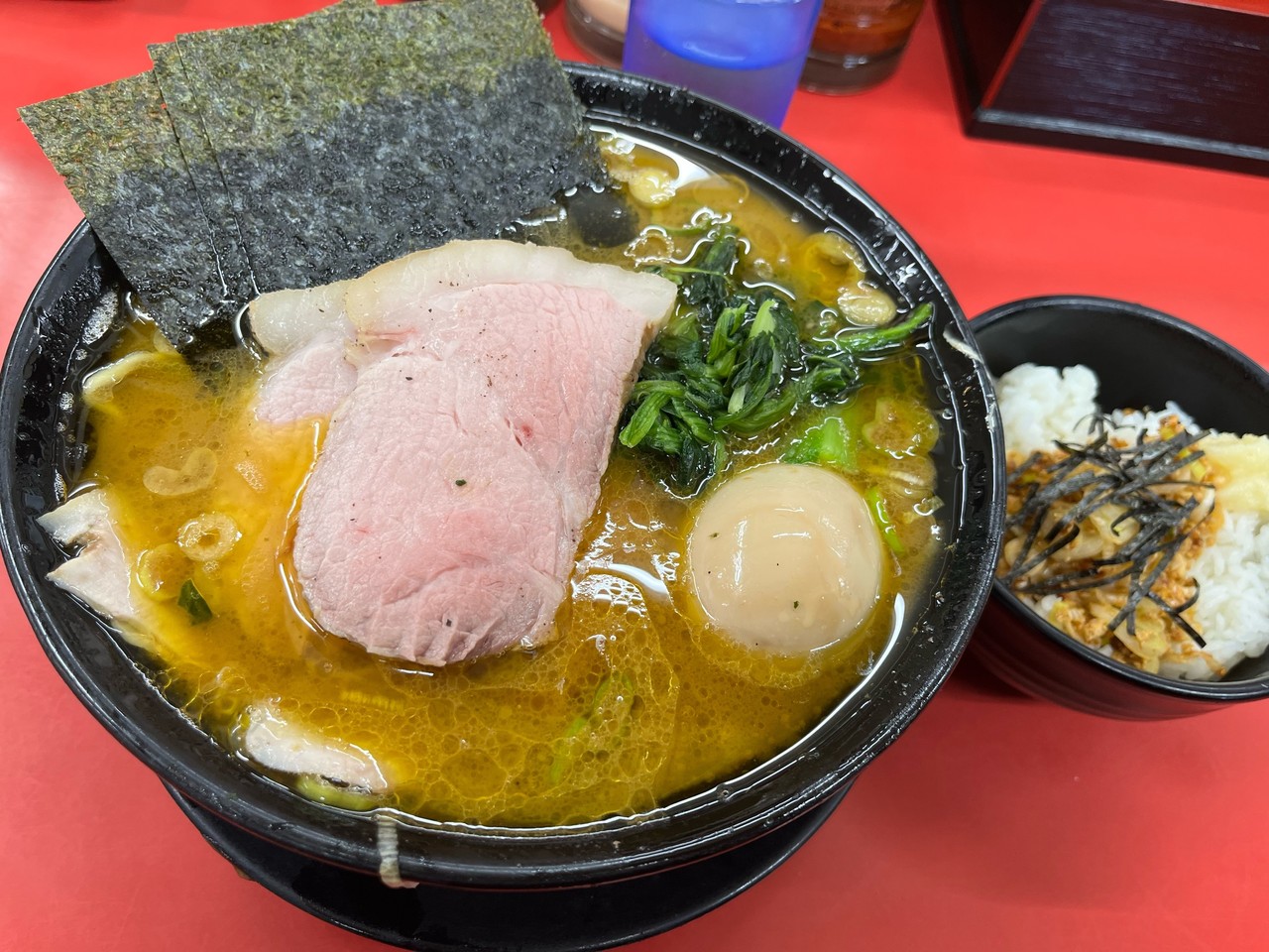 【2026年現地取材】雪国の熱気が生んだスープ革命。「上越ラーメン」が今、全国の食通を惹きつける理由