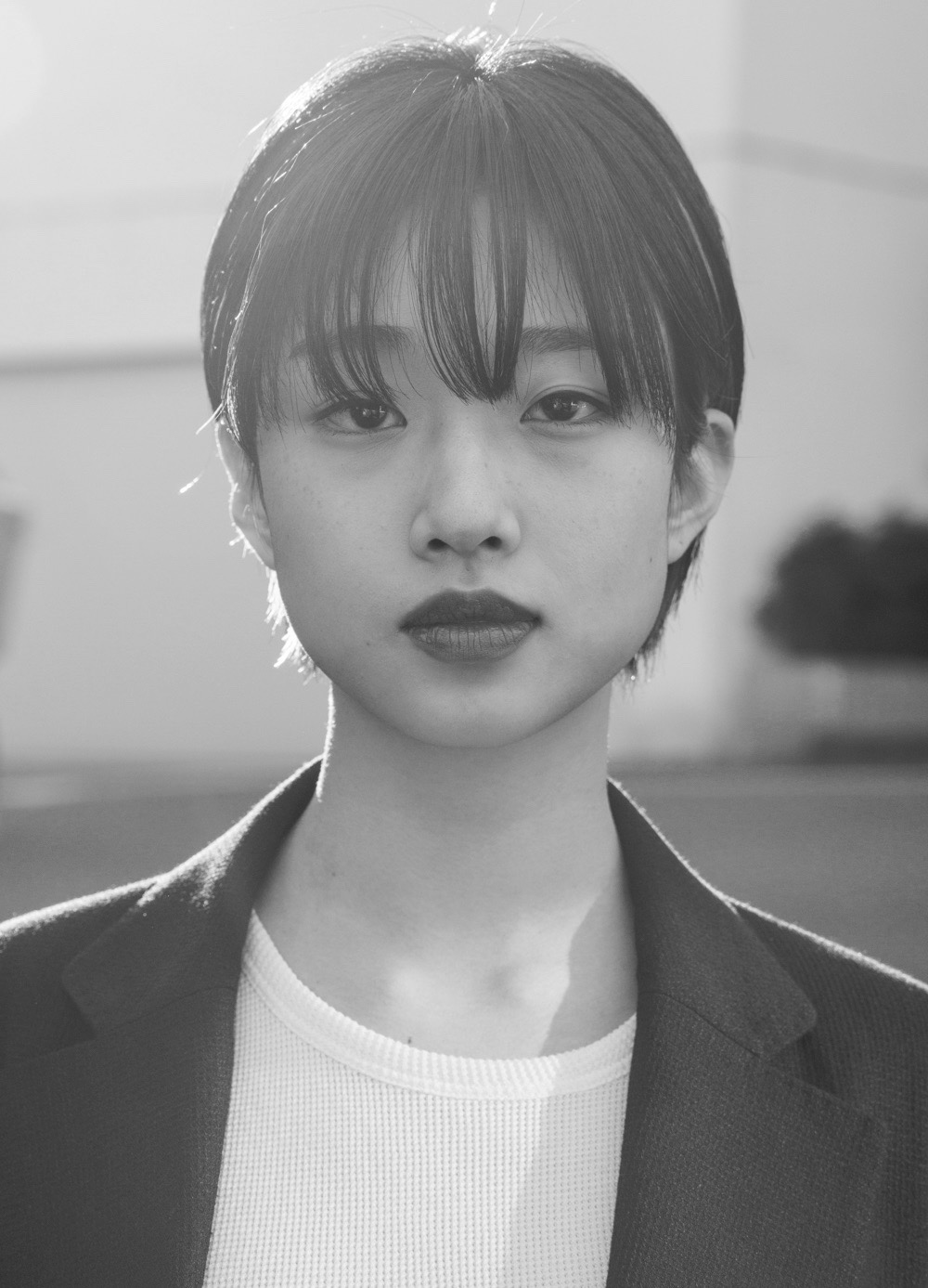 鈍牛倶楽部の評判と強みとは？小林薫や河合優実を擁する名門の全貌