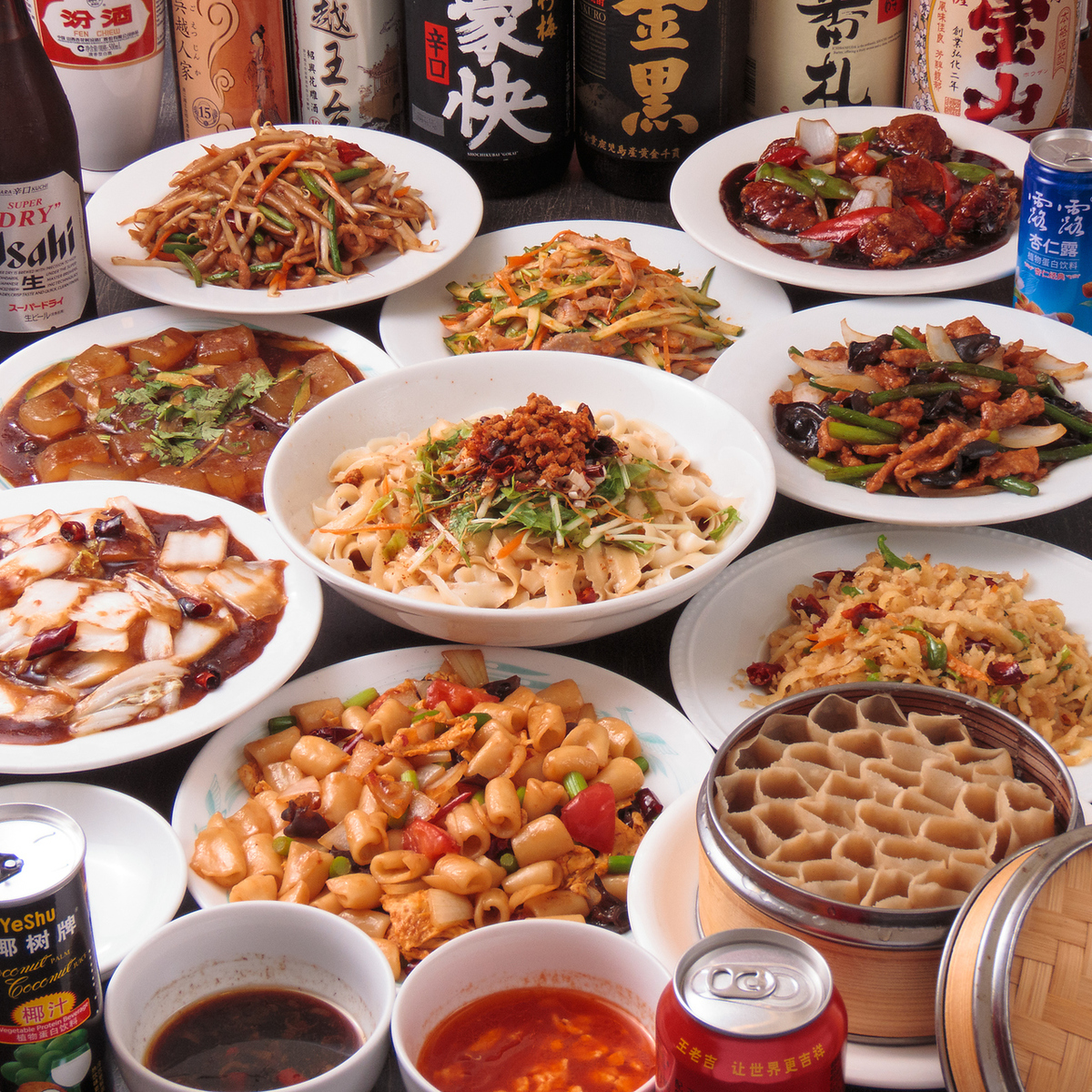 【2026年最新取材】新宿の地下に潜む「面食」の極致――なぜ世界の食通は今、東新宿の老舗へ押し寄せるのか