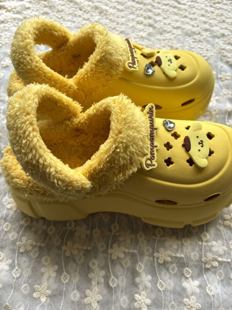 ポムポムプリン×クロックス完売の真相｜2026再販とサイズ感を解説