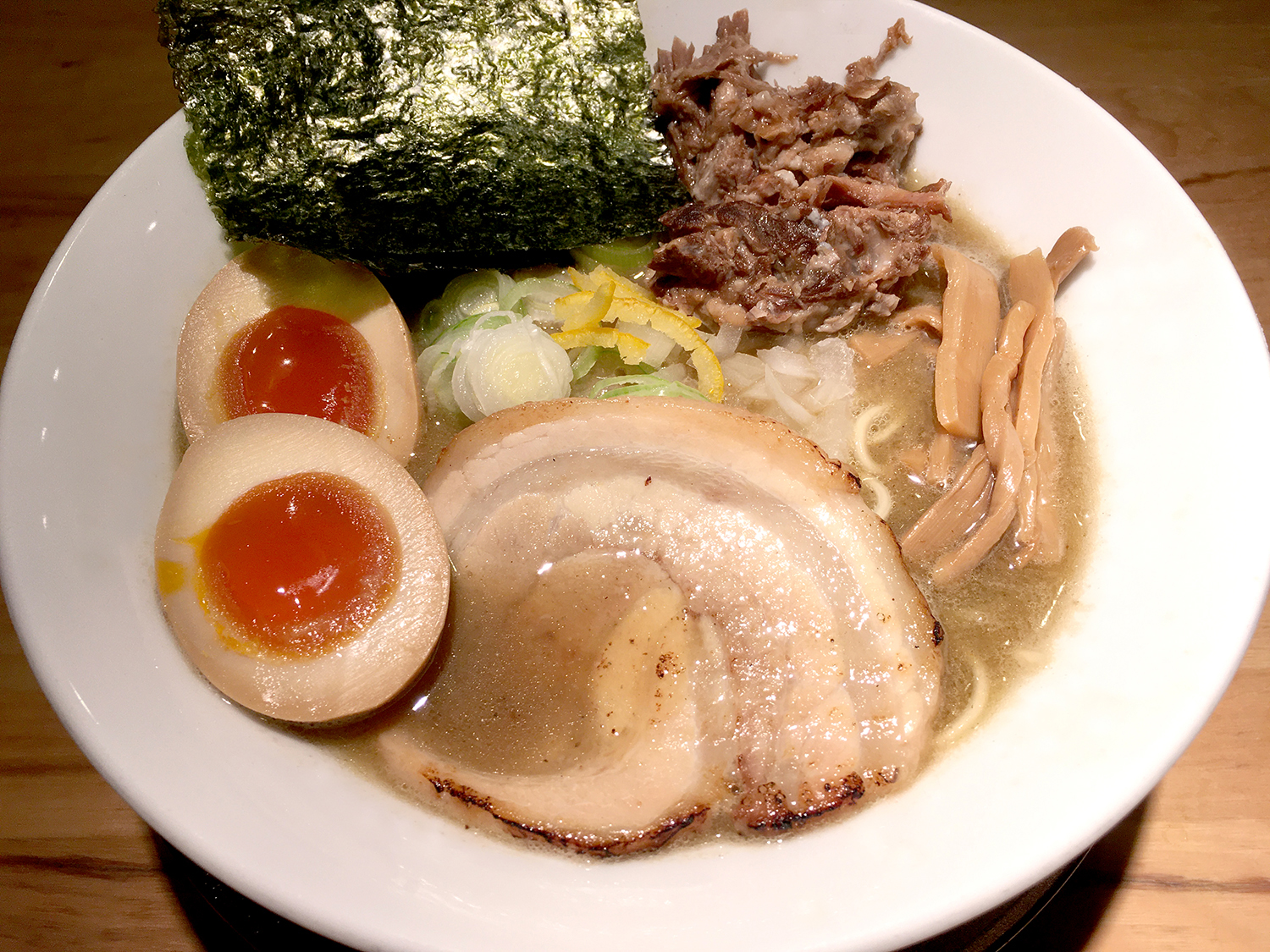 北千住の覇者「麺屋音」濃厚煮干しの真価と行列・別邸の真相