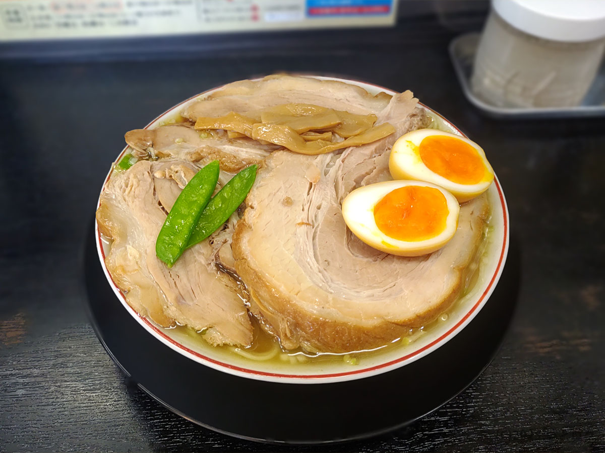 みずさわ屋の行列はなぜ途切れない？評判の中華そばと待ち時間の真相
