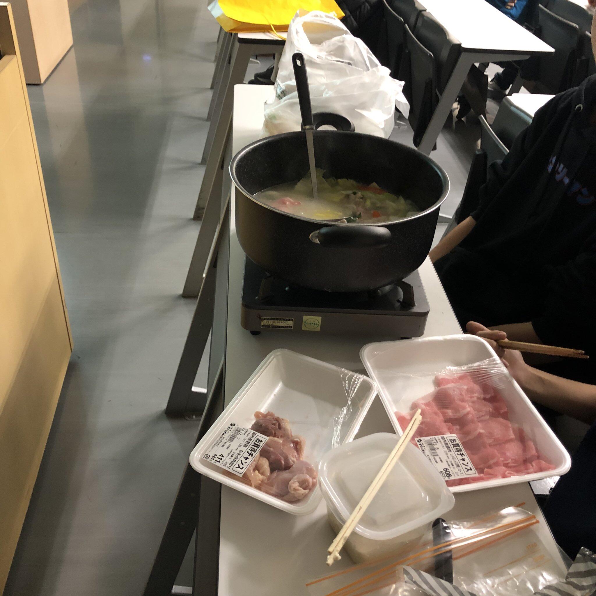 大学の講義中に鍋パで大炎上！処分内容と学生の現在・真相を徹底追及