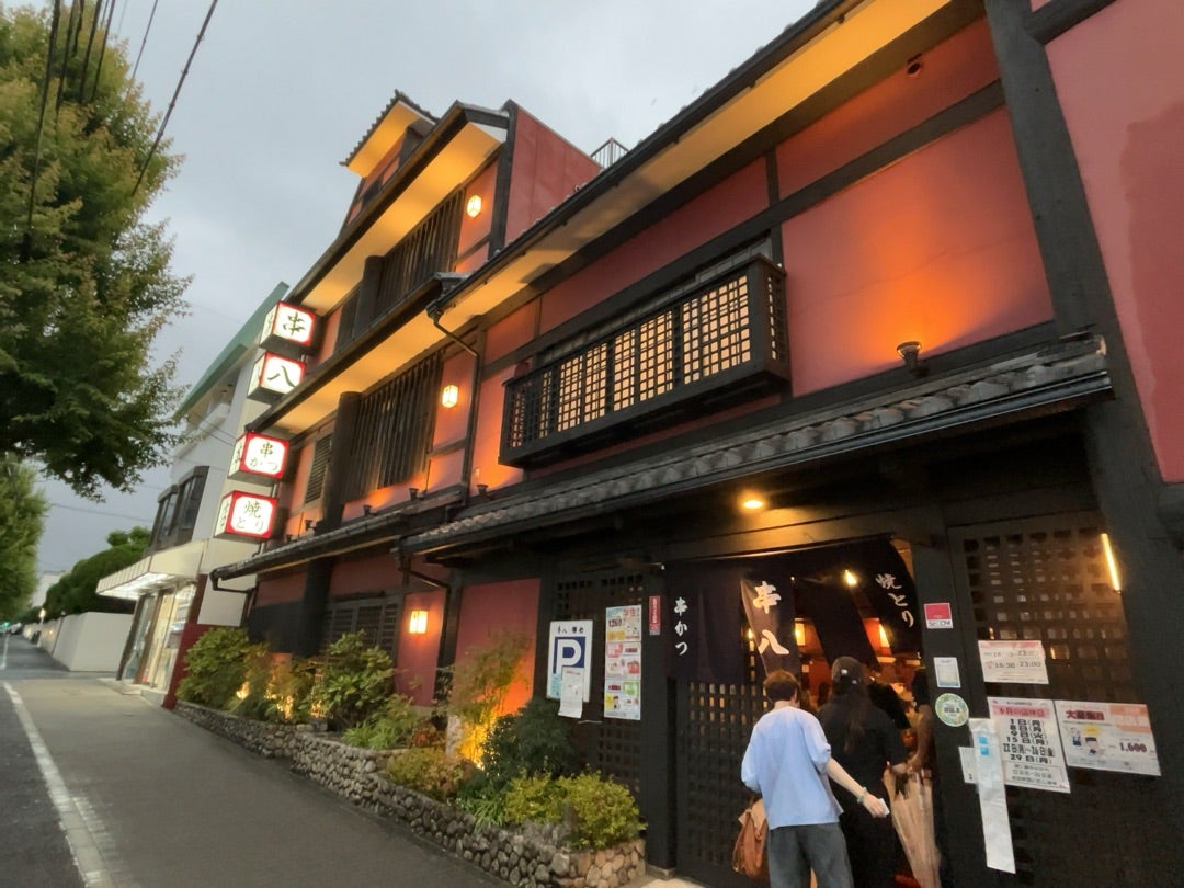 串八白梅町本店を徹底攻略！予約混雑の真相と名物串揚げの全貌