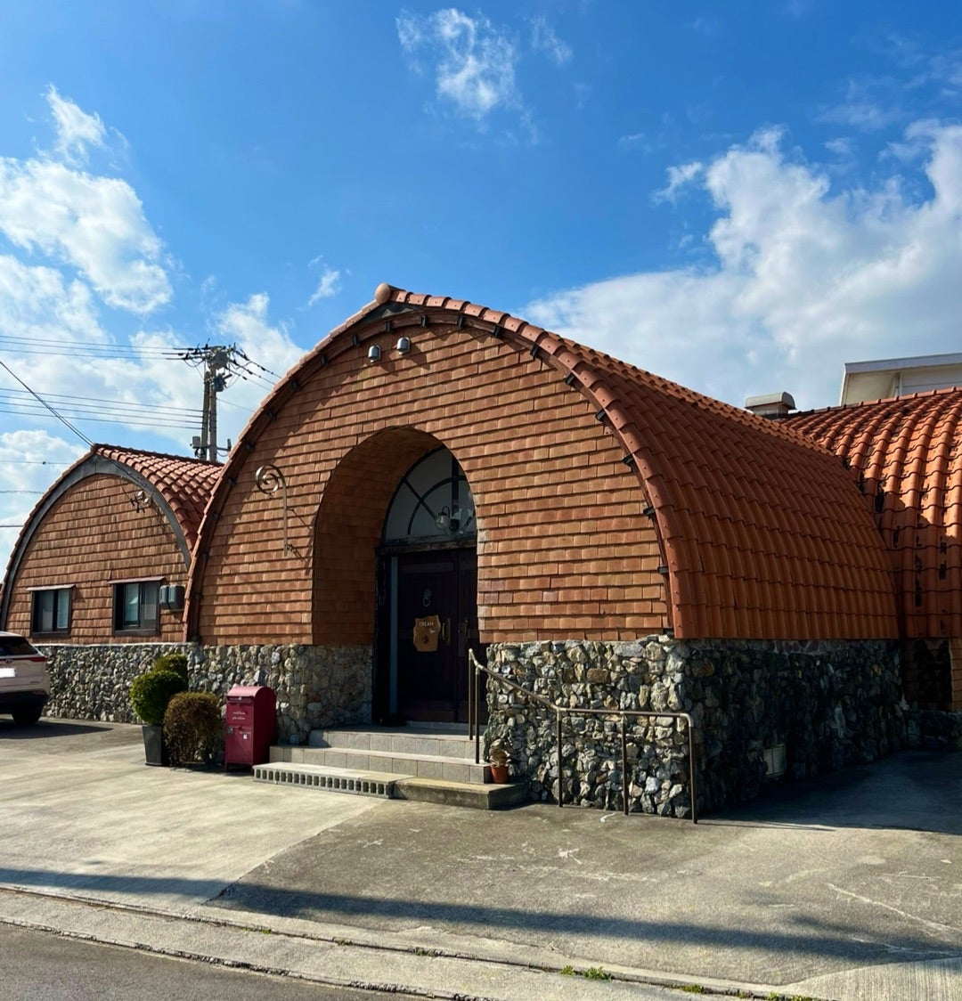なぜ南城市つきしろカフェが話題？絶景オーシャンビューと人気店の真相