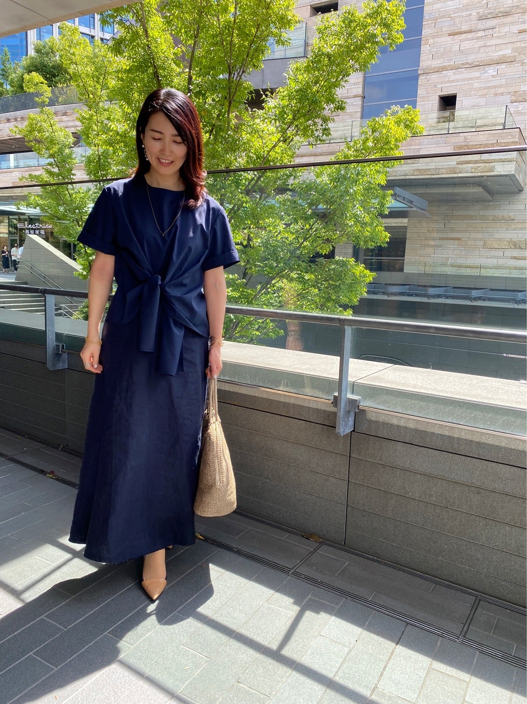 小学校個人面談の服装で浮く人の共通点｜ジーンズやスニーカーの真相