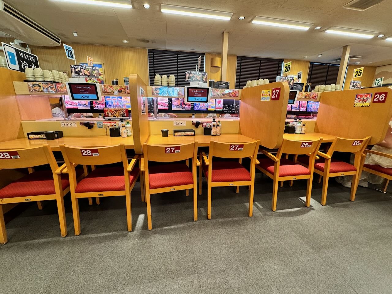 スシロー出来島店の混雑回避術と評判は？お得な予約＆持ち帰り攻略