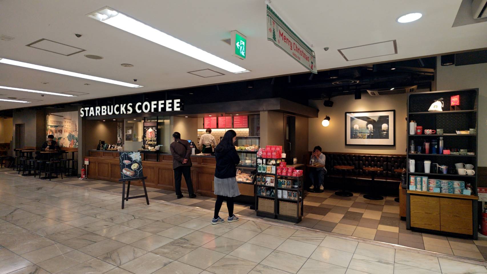 スタバ銀座ファイブ店が絶賛される理由と噂の真相【2026年版】