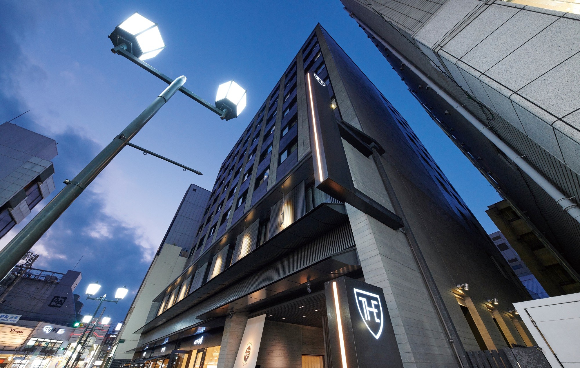 ロイヤルパークホテル京都三条の実力検証！朝食や客室の評判と真価