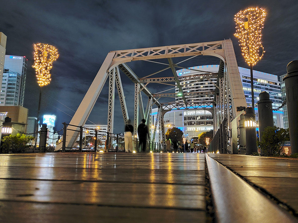スマホ夜景撮影のコツと設定術！白飛び・手ブレを防ぐプロ直伝の決定打