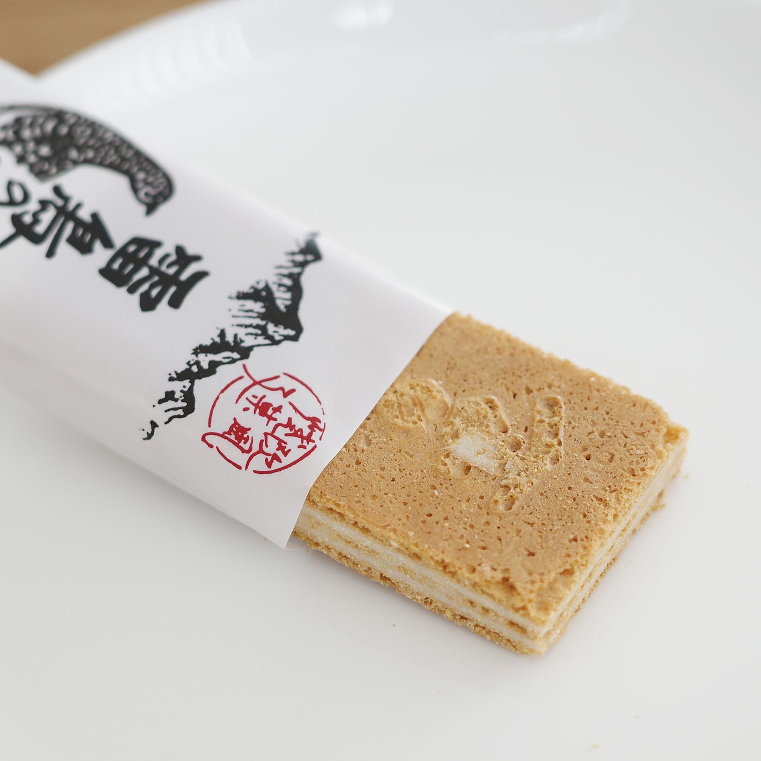 長野銘菓「雷鳥の里」の魅力解剖！販売店や似てるお菓子の真相（28文字）