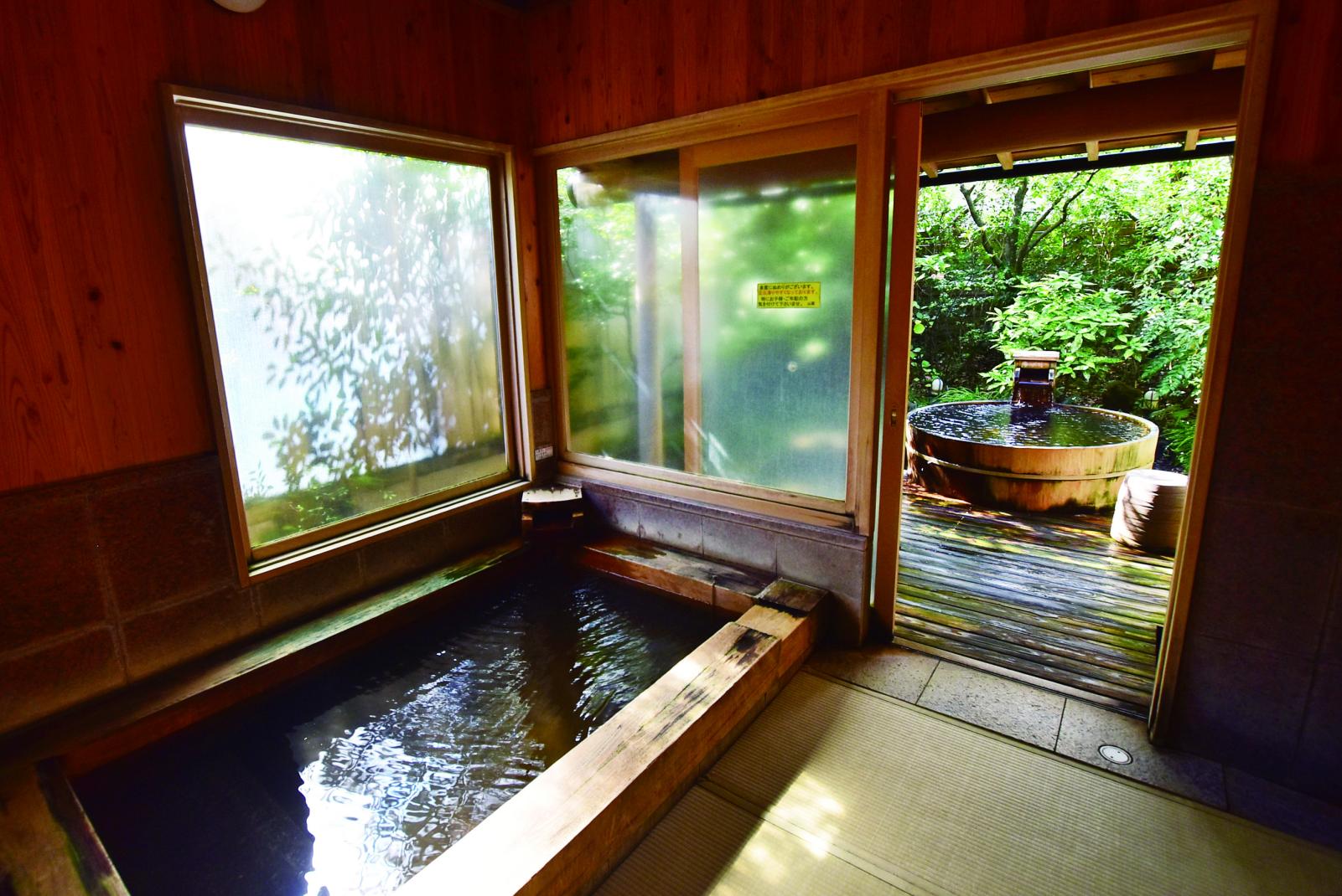 家族温泉山翠の圧倒的人気と評判の秘密！料金と予約の裏ワザ徹底解剖