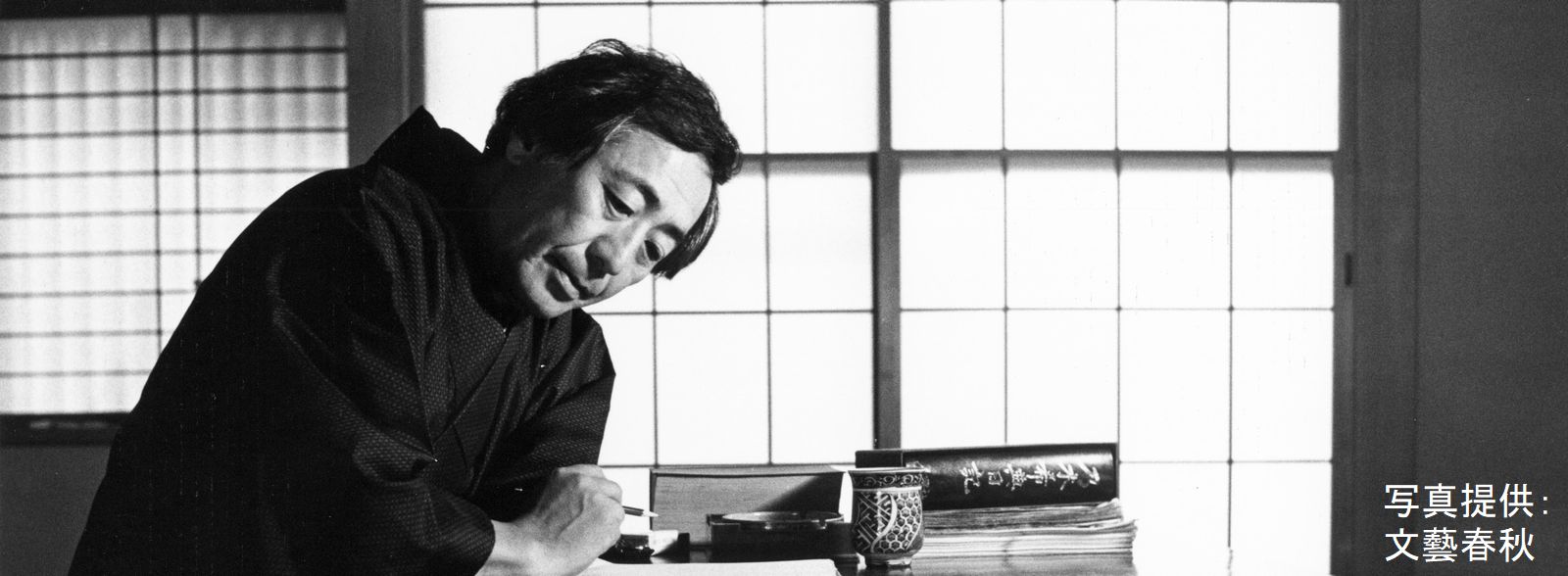 元医師の作家・渡辺淳一の真骨頂！失楽園や鈍感力が時代を超える理由