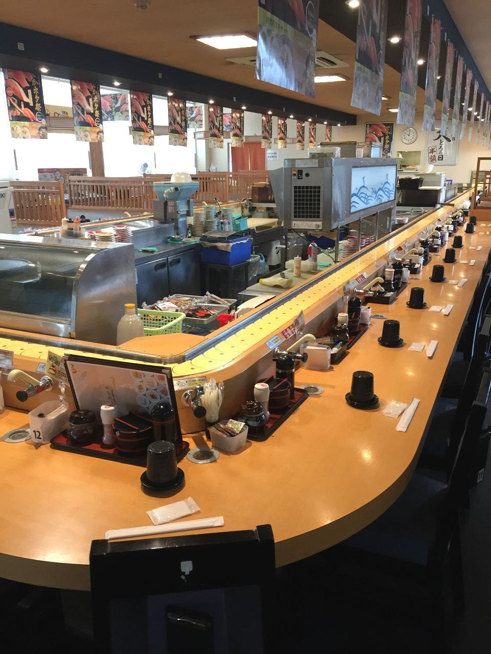 梅田の行列店！とんかつKyk阪急三番街店の限定ランチと混雑回避術