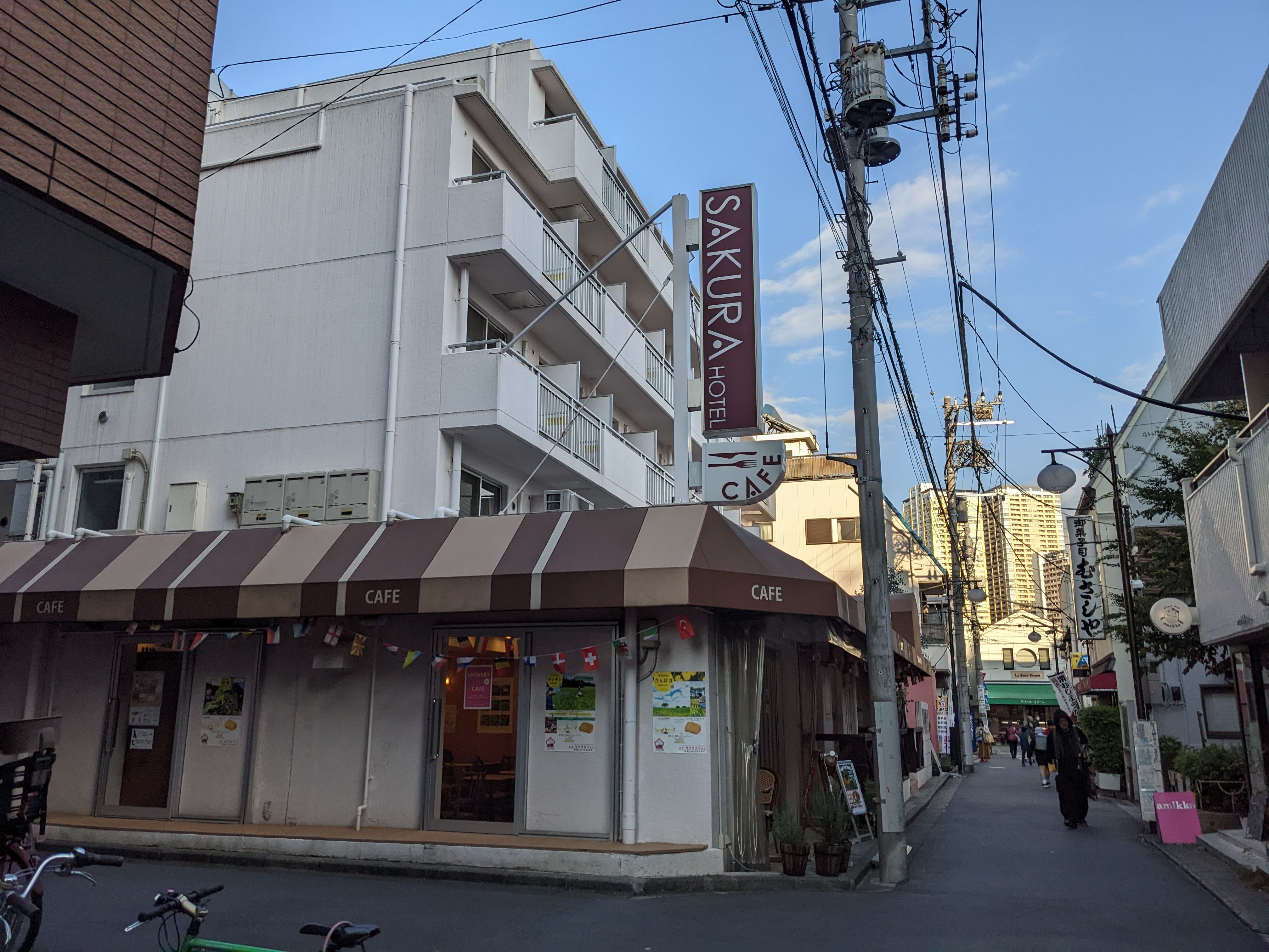 サクラホテル日暮里の評判を徹底解剖！世界の料理と宿泊体験の真価