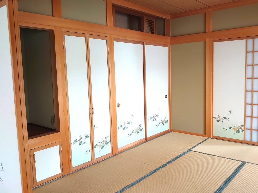 天袋とは？押入れとの違い・危険な収納物と後悔しないリフォームの真実