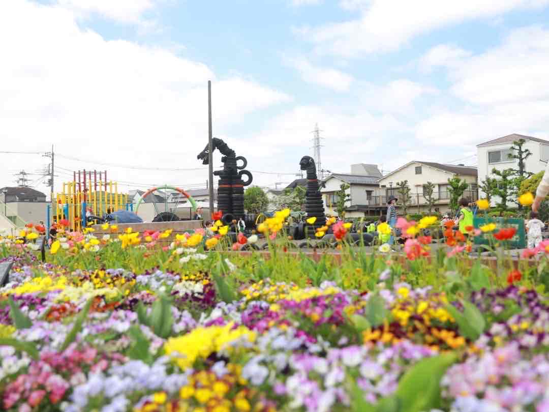 蒲田タイヤ公園（西六郷公園）完全ガイド！巨大怪獣の秘密と混雑・駐車場攻略