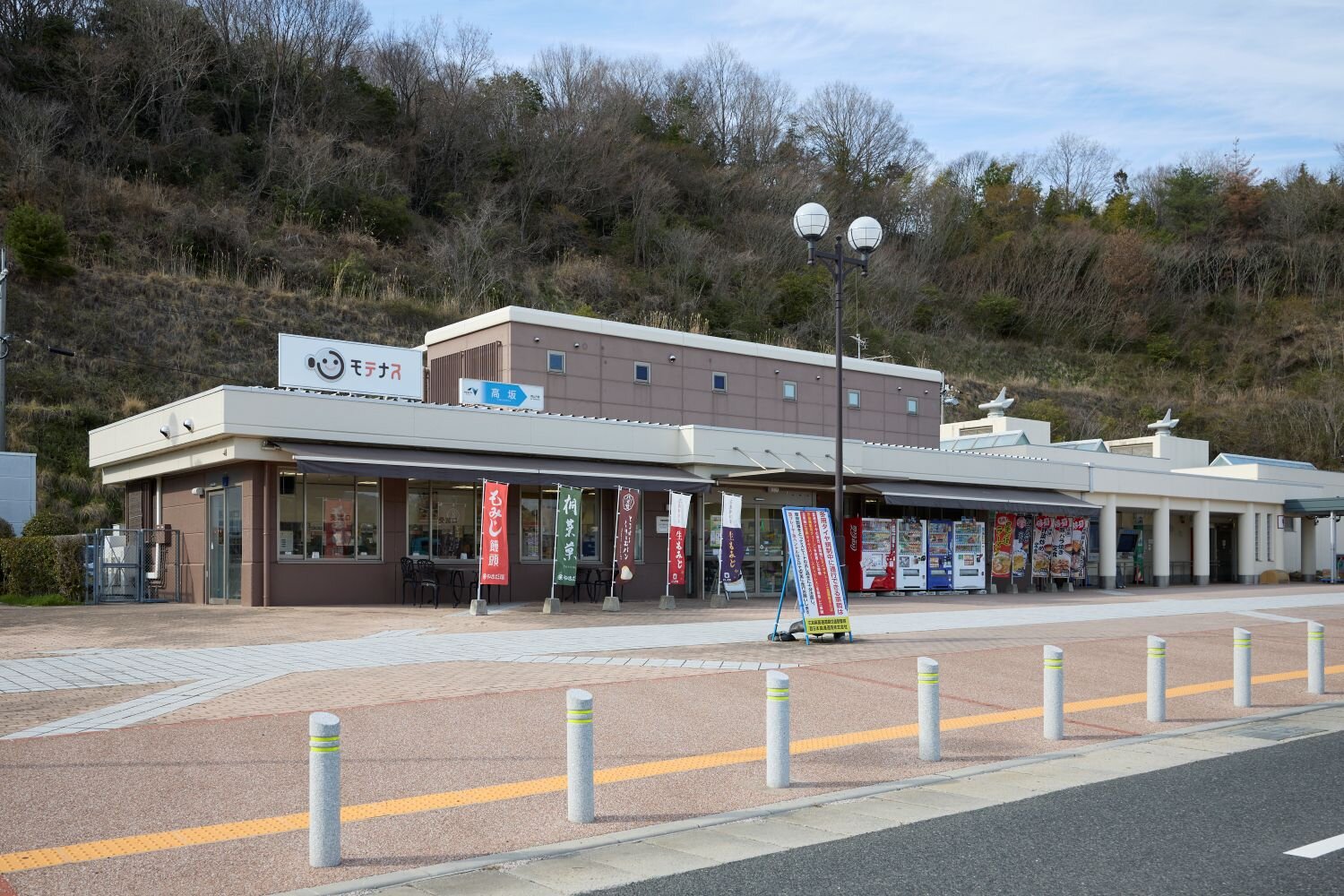 高坂Sa上りの完全攻略2026！名物グルメ・限定土産と上下線徒歩移動の真実