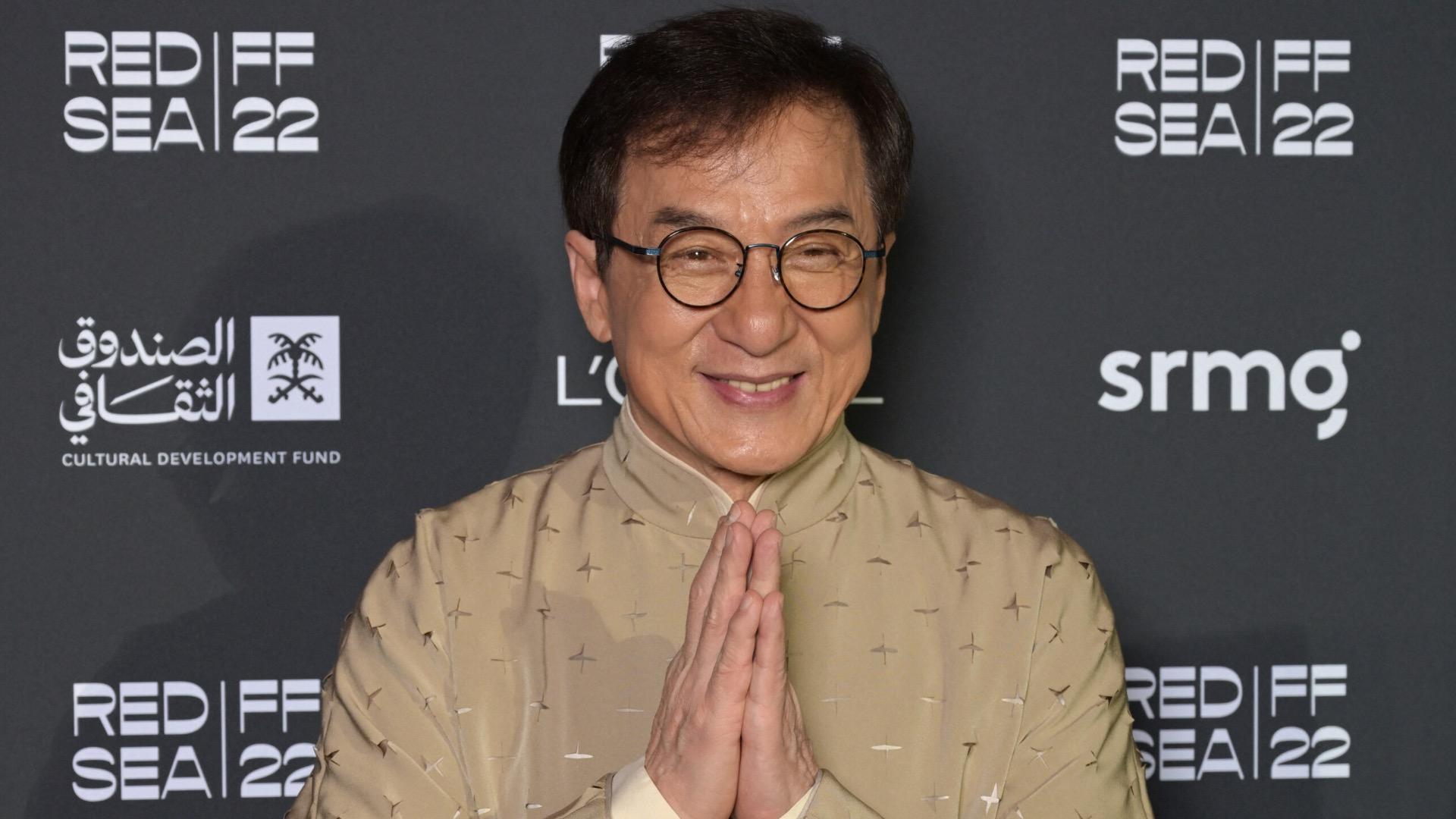 ジャッキー・チェンの現在2026！白髪激変の真相と引退説を追う
