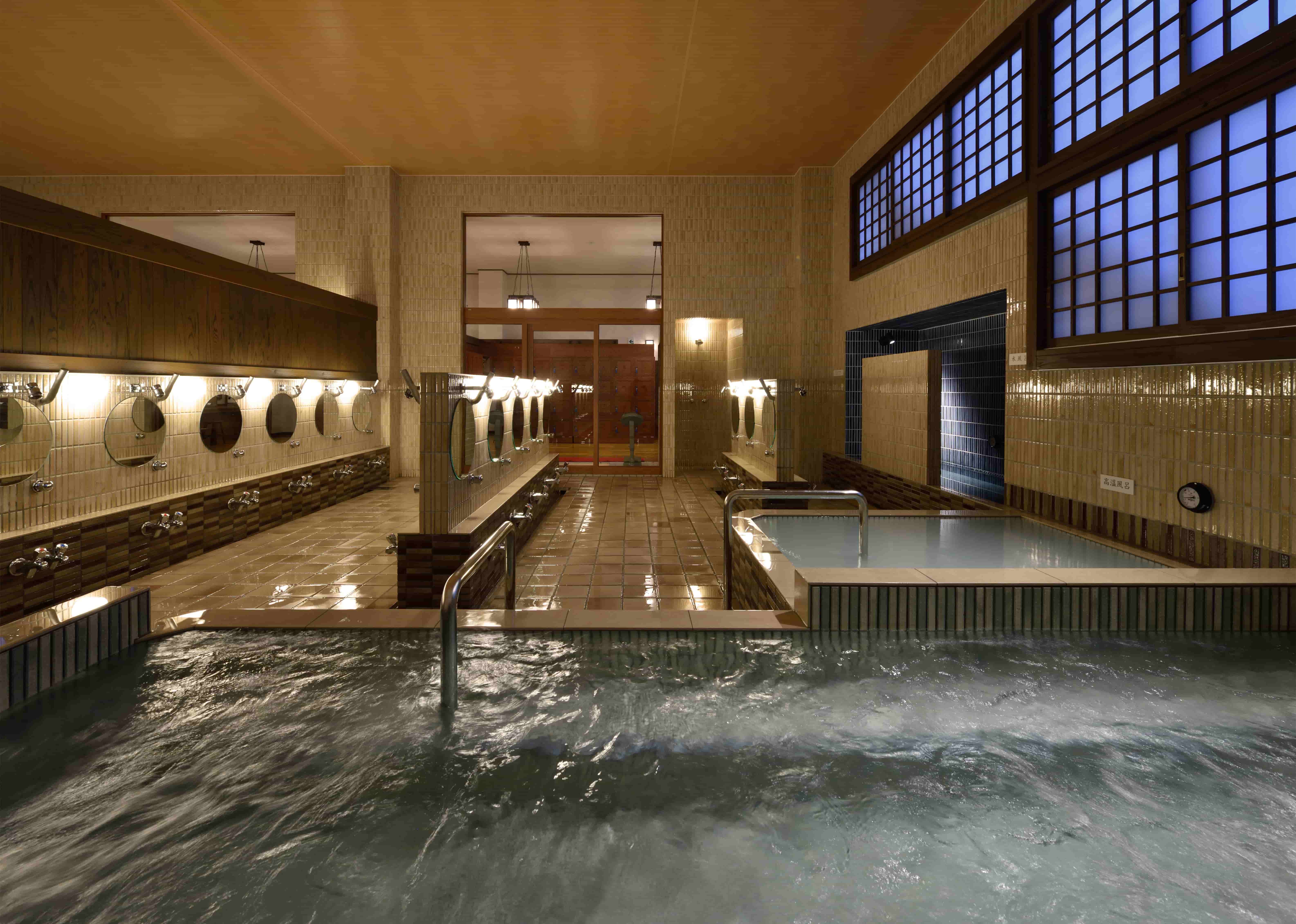新大久保の隠れ名湯「万年湯」徹底解剖｜サウナなしでも熱狂される理由