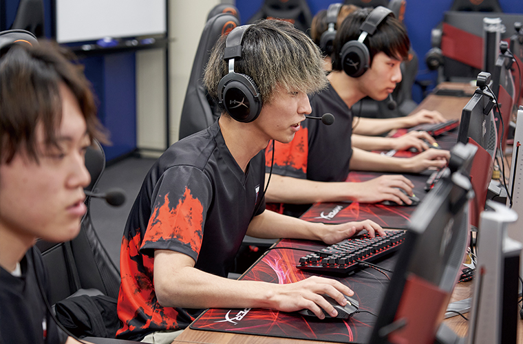 Eスポーツ専門学校はやばい？就職できない噂と学費の闇を徹底検証