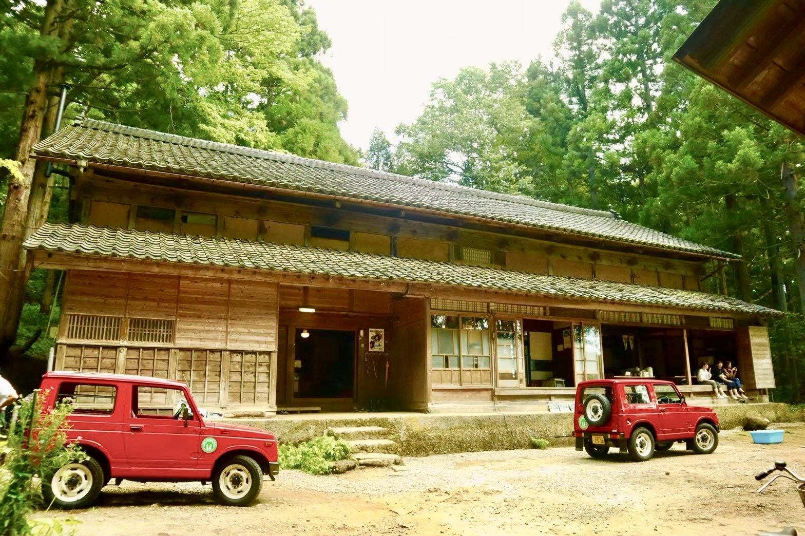 おおかみこどもの雨と雪聖地巡礼！富山「花の家」の現在と東京ロケ地解剖