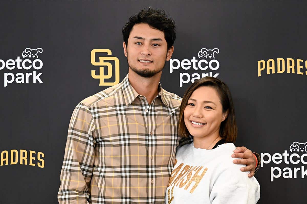 プロ野球選手の妻はなぜ美女揃い？過酷な裏舞台と驚きの実態