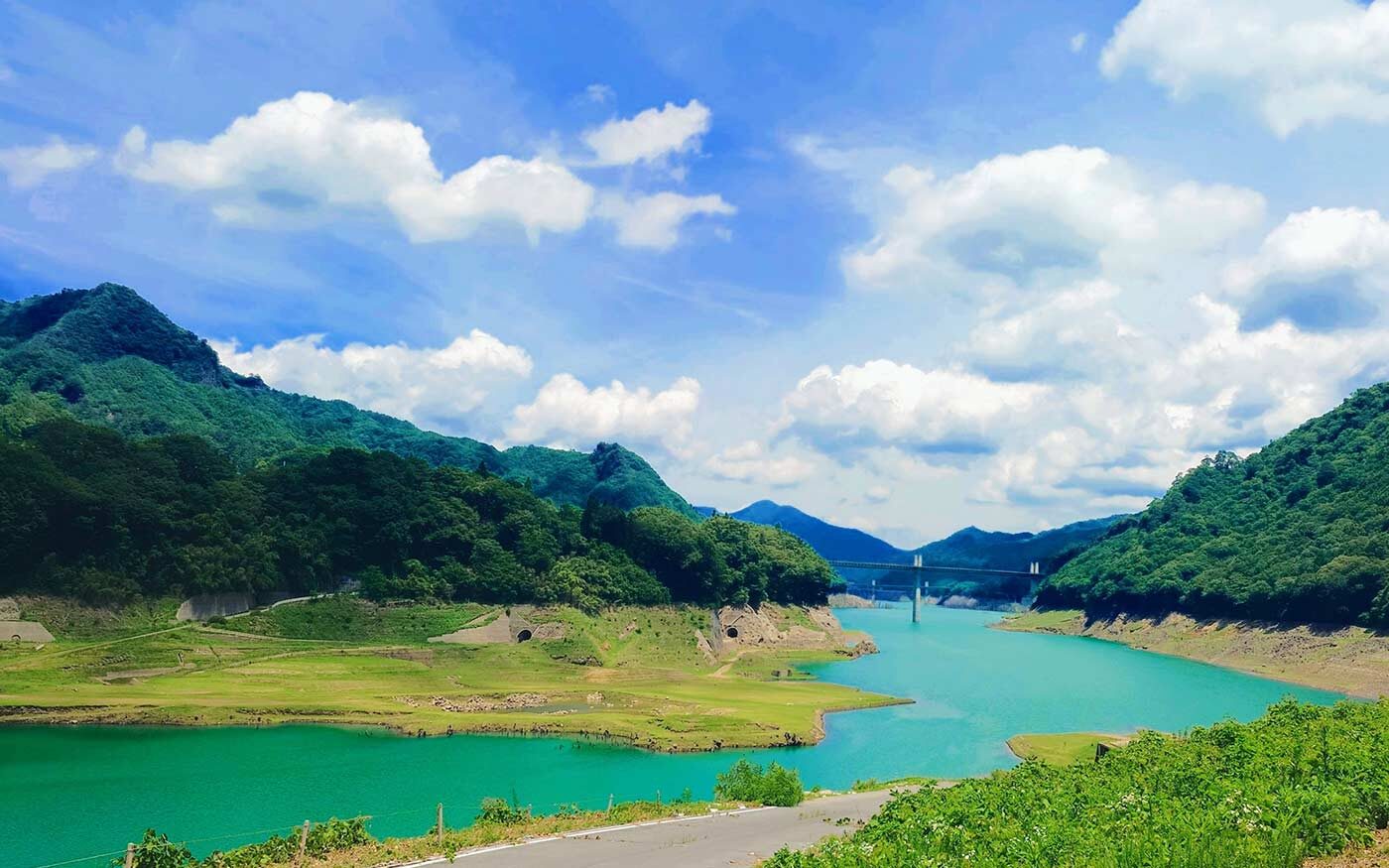 八ッ場吾妻湖の現在に驚きの声！水陸両用バスや観光の評判を徹底検証