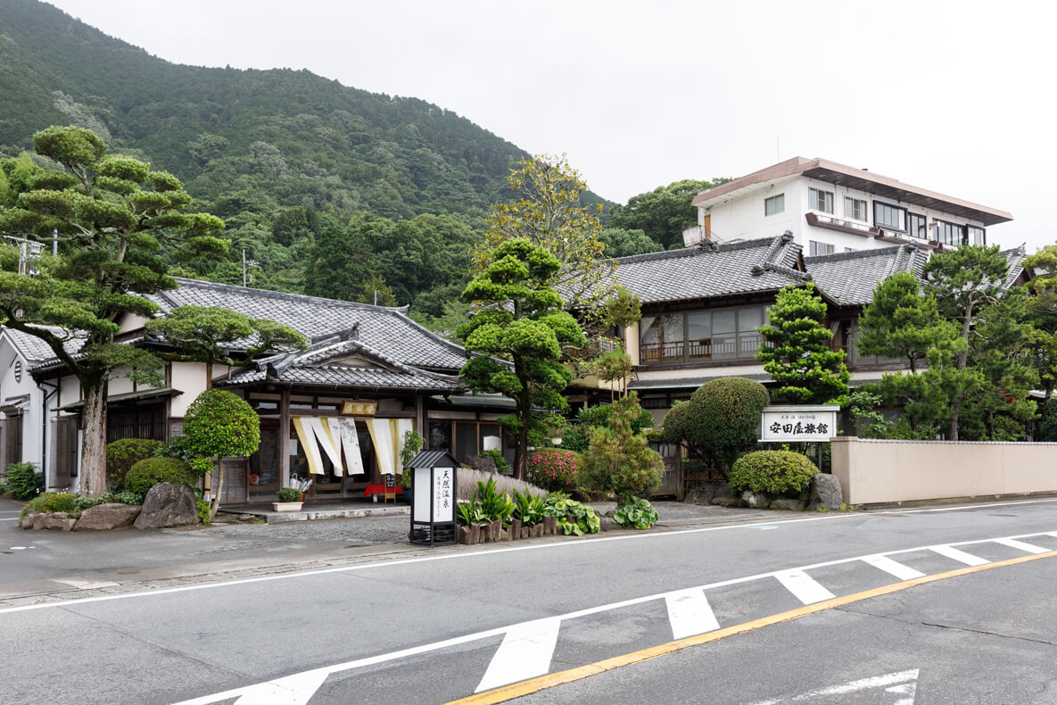 太宰治と聖地が交差する安田屋旅館の真価｜2026年最新宿泊取材