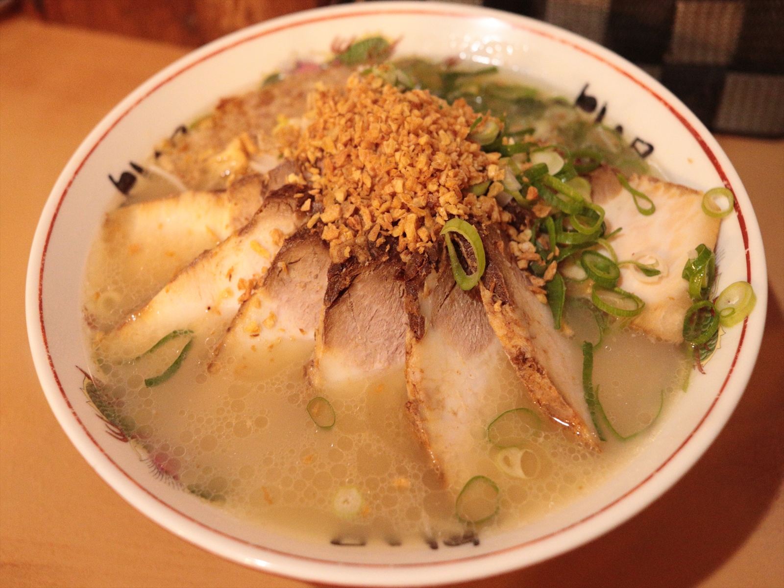 よしみ屋ラーメンの魅力とは？評判と混雑攻略法を徹底解剖
