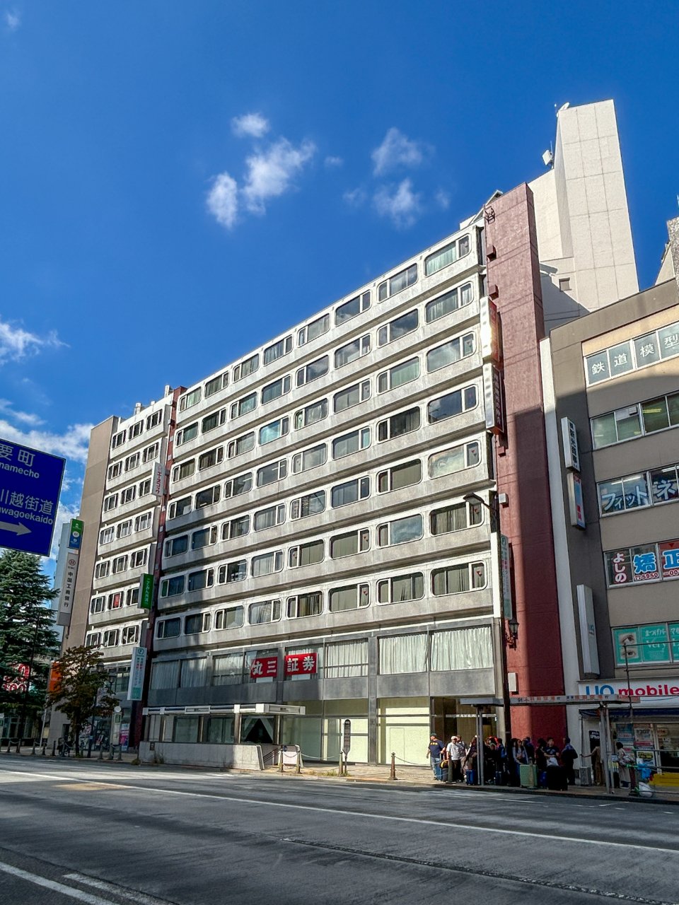 池袋の藤久ビル西1号館を徹底解剖！人気テナントと迷わない行き方